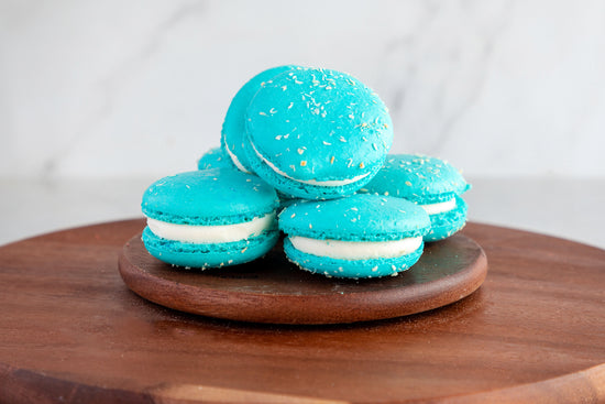 Toasted Coconut Macaron