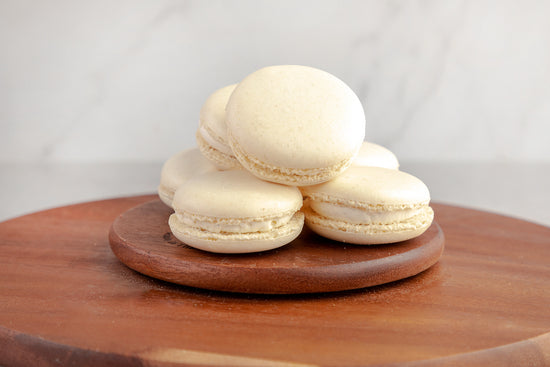 Vanilla Bean Macaron